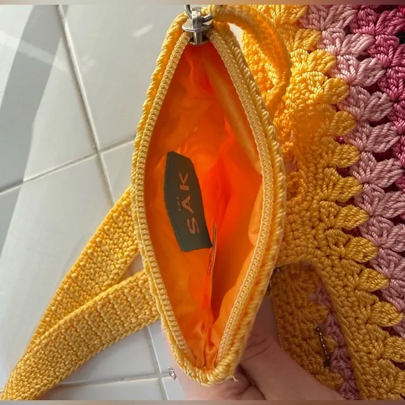 The Sak - Hand-Crochet Tote / Shoulder Bag & Matching Wallet: Laguna Beach IV - Picture 9 of 11